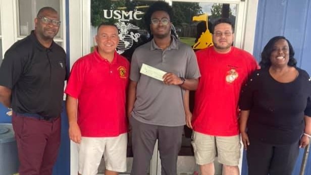 Scholarship Award Pic